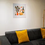 Great 95m2 Two-bedroom - We39 Apartment