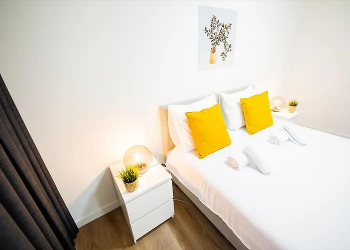 Great 95m2 Two-bedroom - We39 *