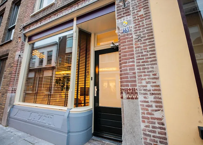 Great 95m2 Two-bedroom - We39 *