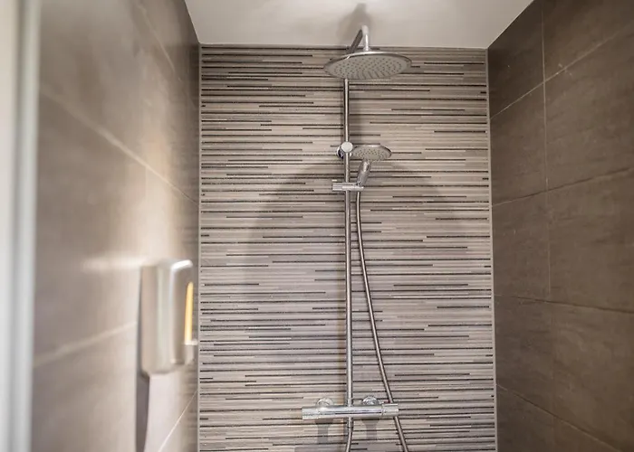 Great 95m2 Two-bedroom - We39 Apartment